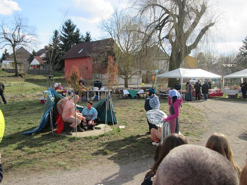 foto 081.jpg - Na zvr nechybla tradin pohdka - tentokrt O Budulnkovi